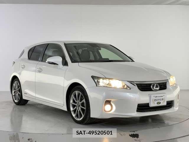 Lexus CT 2013-03 3377666-14