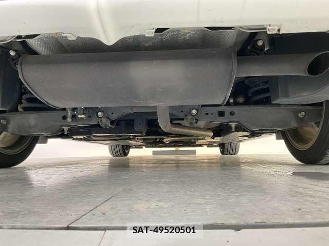Lexus CT 2013-03 3377666-17
