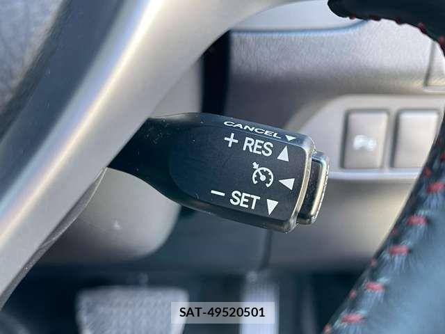 Lexus CT 2013-03 3377666-4