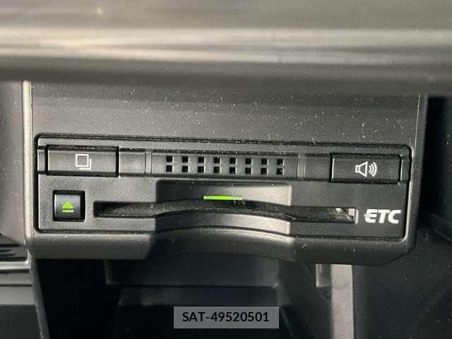 Lexus CT 2013-03 3377666-5