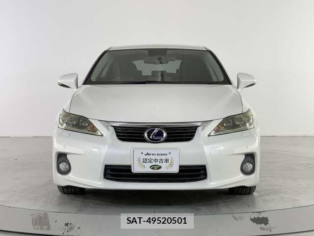 Lexus CT 2013-03 3377666-8