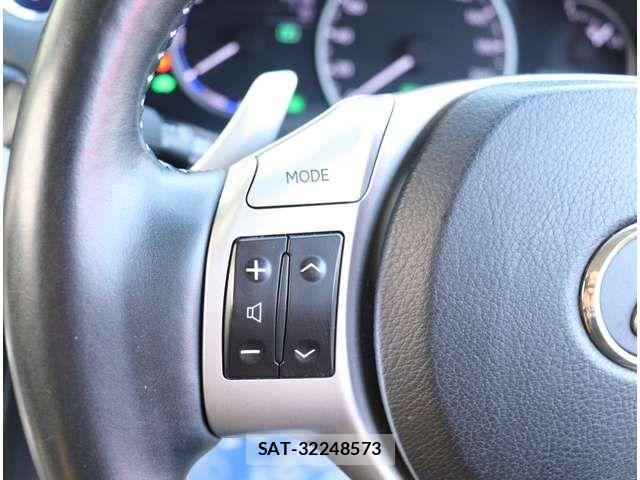 Lexus CT 2011-07 3377672-15