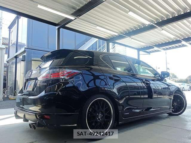 Lexus CT 2011-12 4241748-6