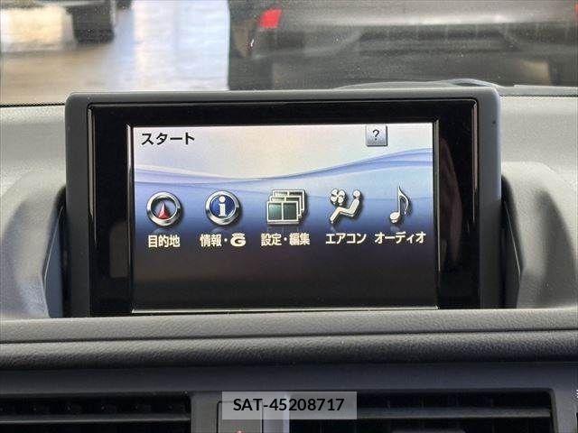 Lexus CT 2011-10 4595309-4
