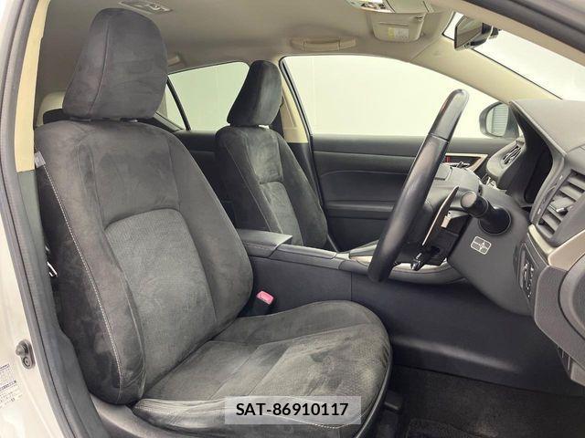 Lexus CT 2015-03 4639533-10