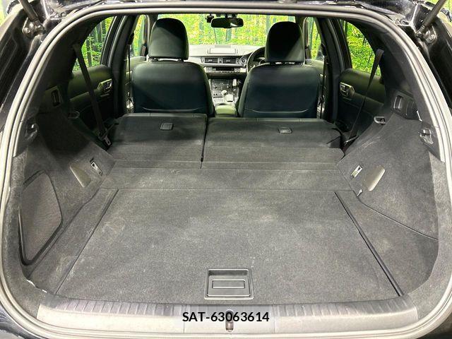 Lexus CT 2015-06 4963906-9