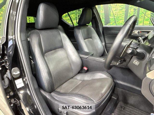 Lexus CT 2015-06 4963906-7