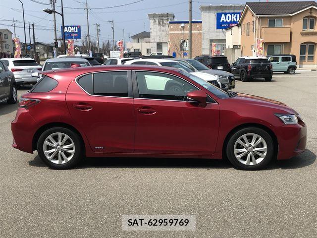 Lexus CT 2017-07 5870774-5