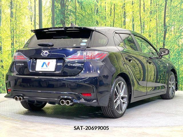 Lexus CT 2015-07 5870759-16
