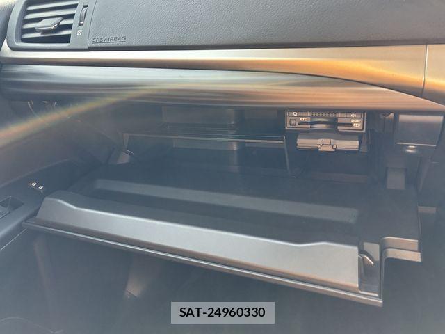 Lexus CT 2015-06 5870767-19