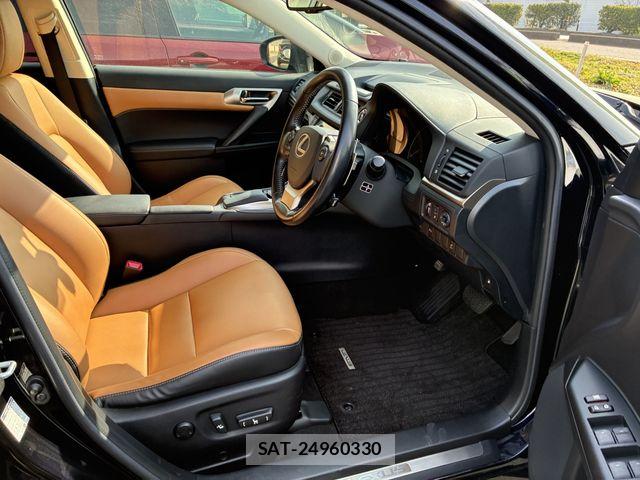 Lexus CT 2015-06 5870767-4