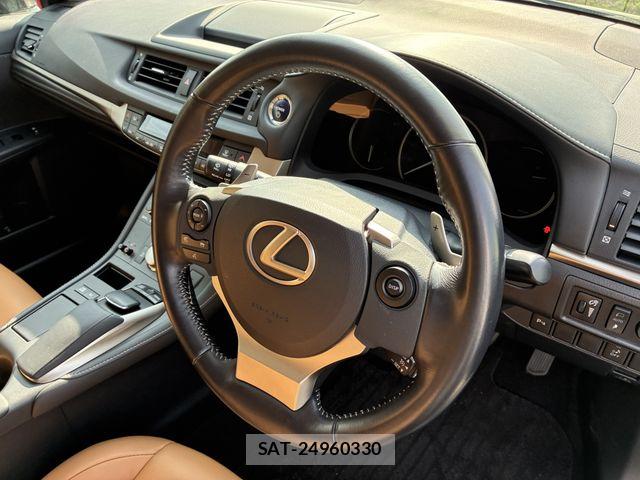 Lexus CT 2015-06 5870767-8