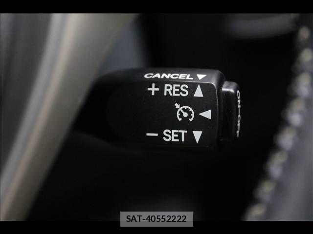 Lexus CT 2011-11 5870775-9
