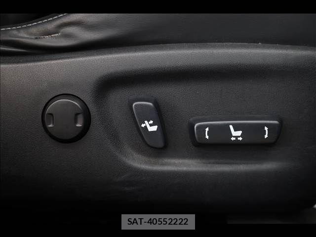 Lexus CT 2011-11 5870775-6