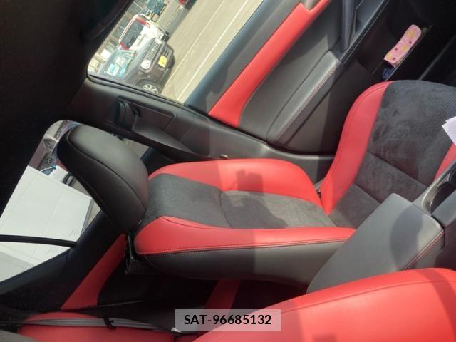 Lexus CT 2015-06 5870758-12