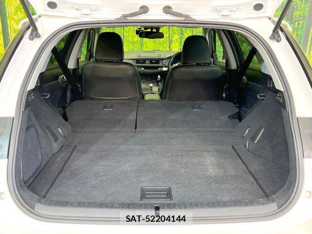 Lexus CT 2013-03 6073564-9