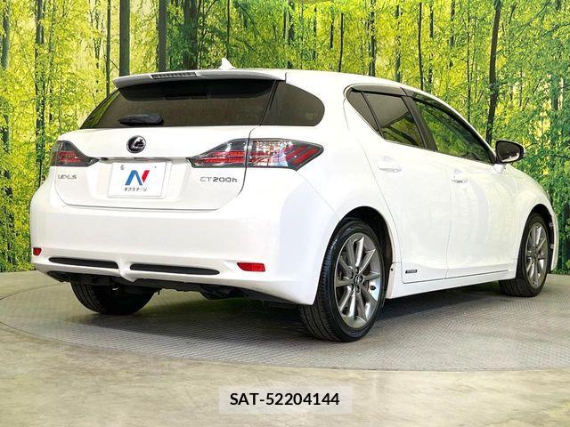 Lexus CT 2013-03 6073564-16