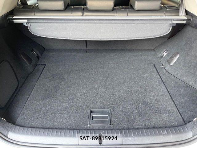 Lexus CT 2013-12 6216325-9