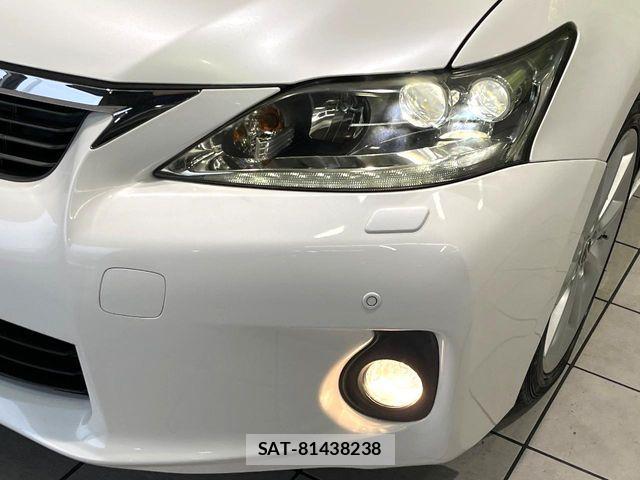 Lexus CT 2011-09 6264797-12