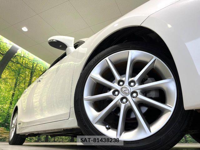 Lexus CT 2011-09 6264797-13
