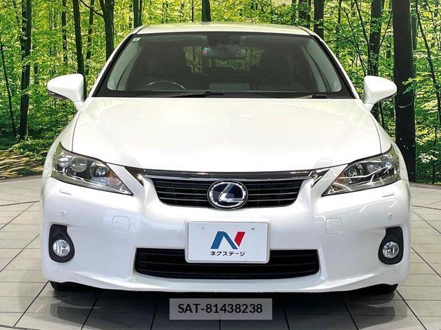 Lexus CT 2011-09 6264797-14
