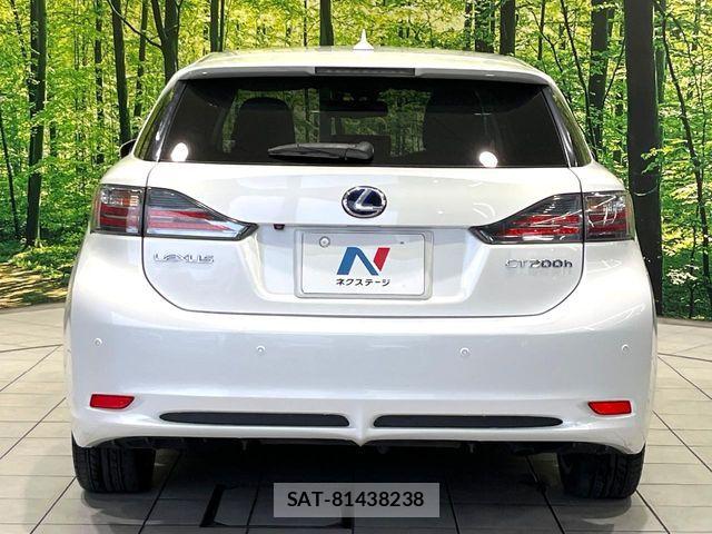 Lexus CT 2011-09 6264797-15