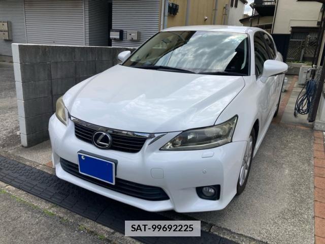 Lexus CT 2012-02 6612763-0