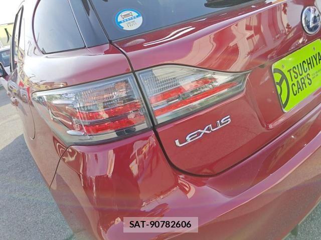 Lexus CT 2017-06 6676641-26