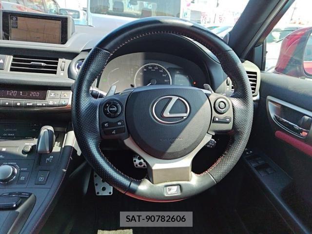 Lexus CT 2017-06 6676641-2