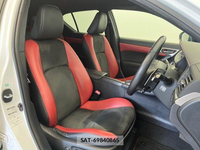 Lexus CT 2015-02 6815674-10