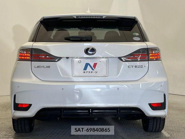 Lexus CT 2015-02 6815674-13
