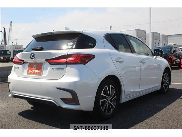 Lexus CT 2020-02 6907634-13