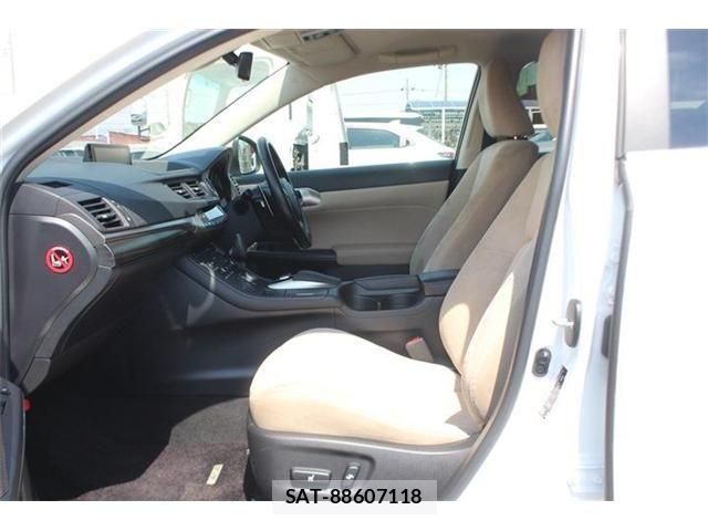 Lexus CT 2020-02 6907634-24