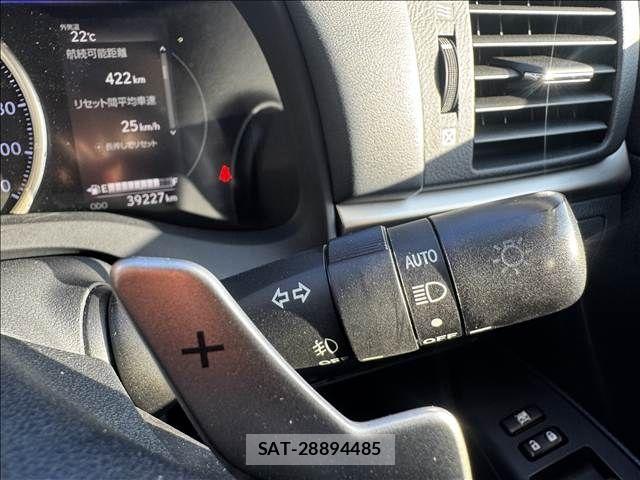 Lexus CT 2018-04 6907631-27