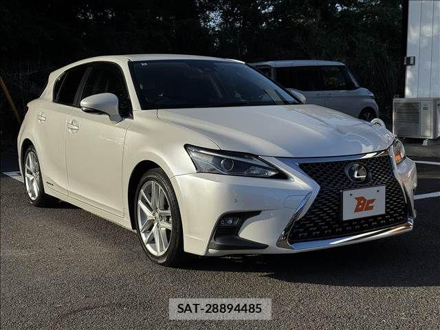 Lexus CT 2018-04 6907631-4
