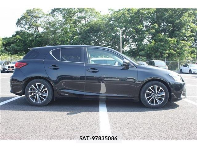 Lexus CT 2018-04 6994979-9