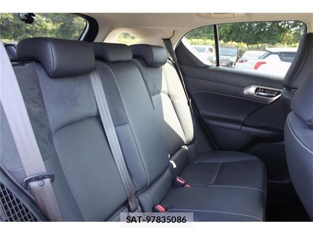 Lexus CT 2018-04 6994979-14