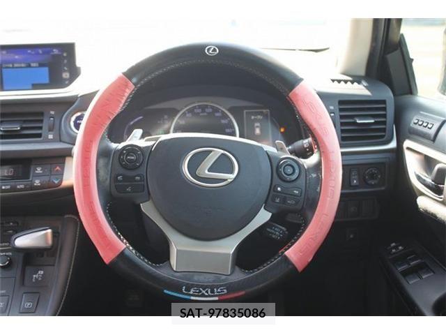 Lexus CT 2018-04 6994979-15