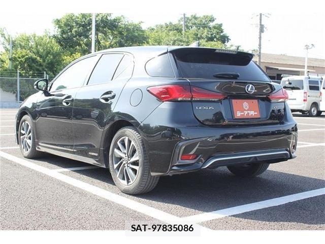 Lexus CT 2018-04 6994979-26