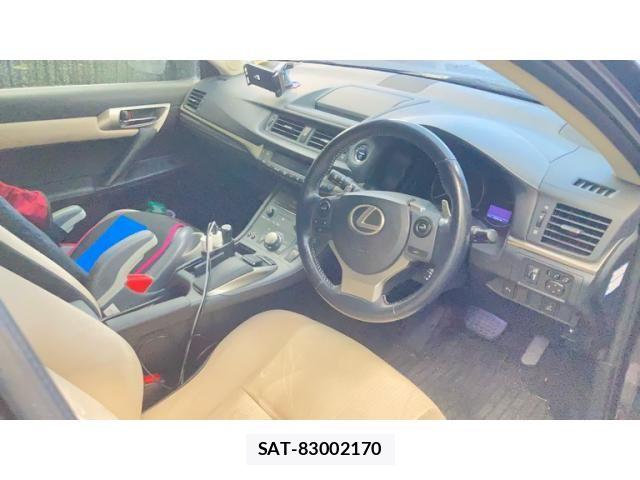 Lexus CT 2015-08 7020752-16