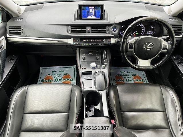 Lexus CT 2013-07 7059221-1
