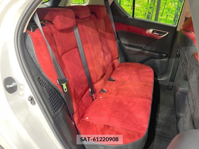Lexus CT 2014-07 7059223-8