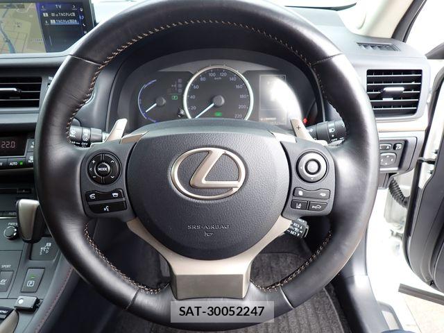 Lexus CT 2018-05 7220869-11