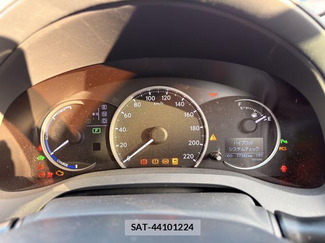 Lexus CT 2012-06 7220862-10
