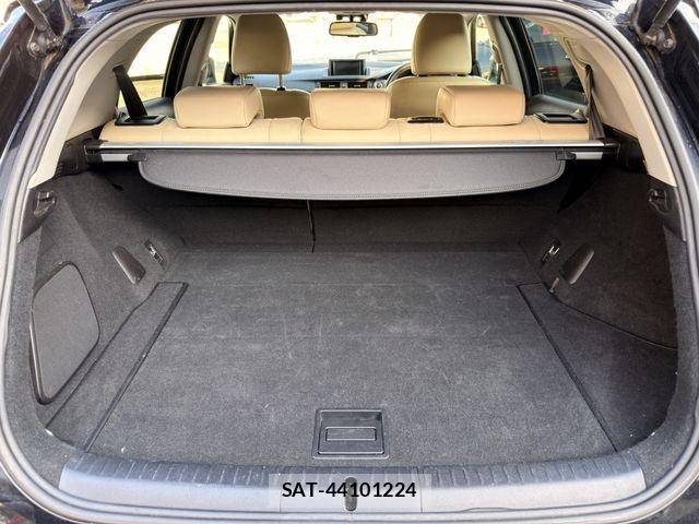 Lexus CT 2012-06 7220862-17