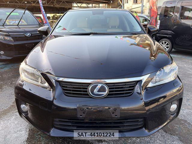 Lexus CT 2012-06 7220862-1