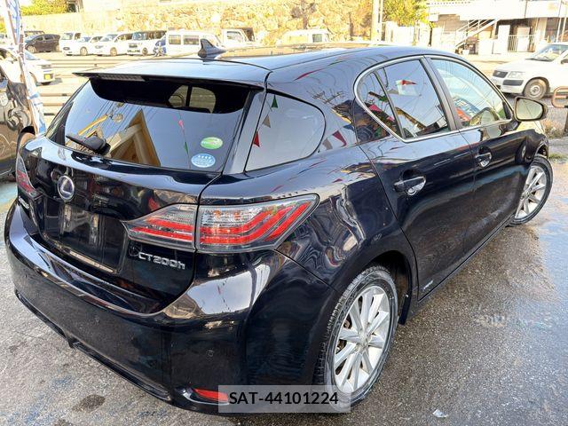 Lexus CT 2012-06 7220862-2