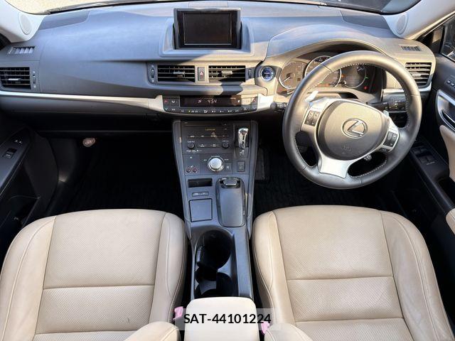 Lexus CT 2012-06 7220862-4
