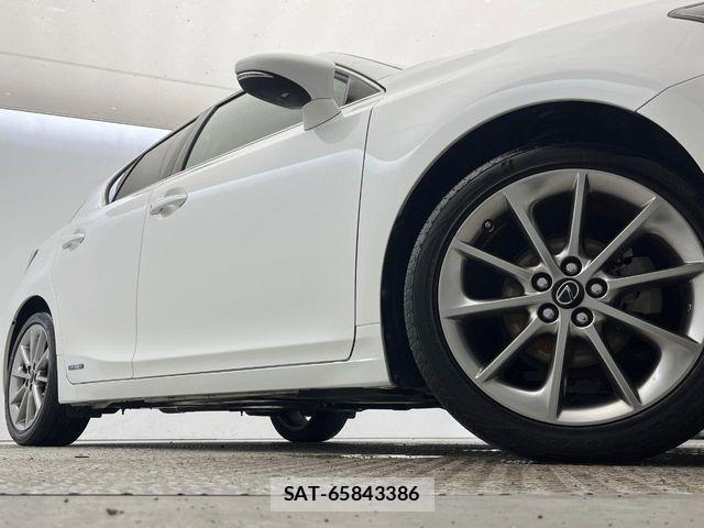 Lexus CT 2013-03 7220861-12