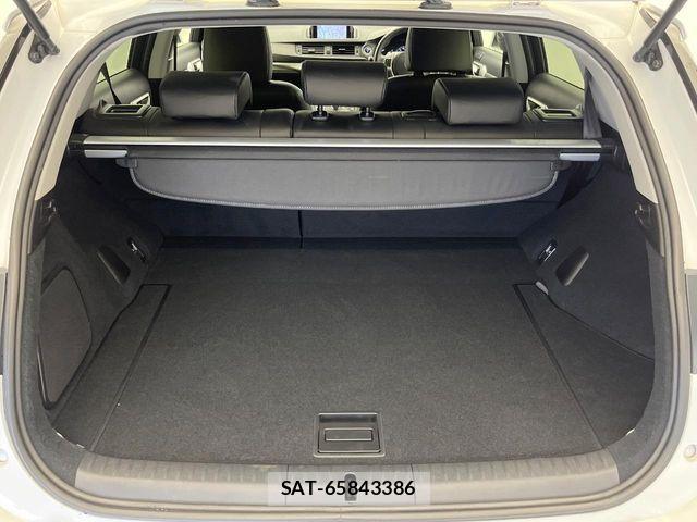 Lexus CT 2013-03 7220861-13